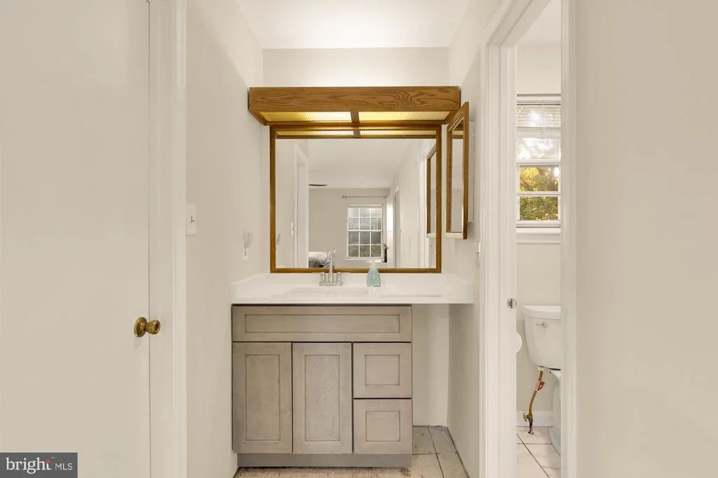 Photo of 9400 FOX RUN DRIVE