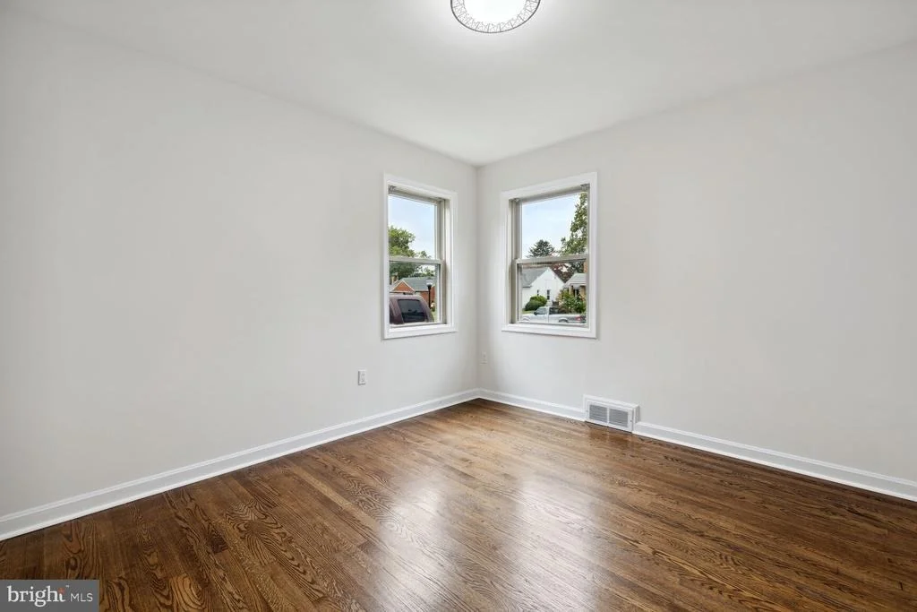 Photo of 606 BIGGS AVENUE