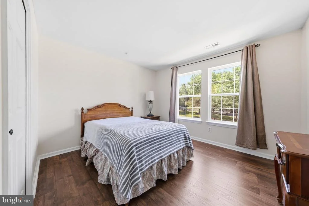 Photo of Unit 2A at 2402 ELLSWORTH WAY