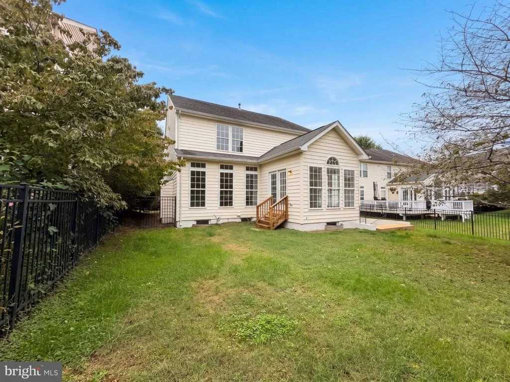 Photo of 14066 CLATTERBUCK LOOP