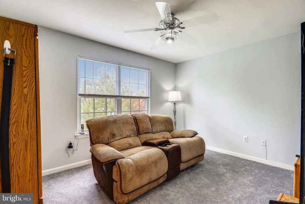 Photo of 9405 SILVER FOX TURN