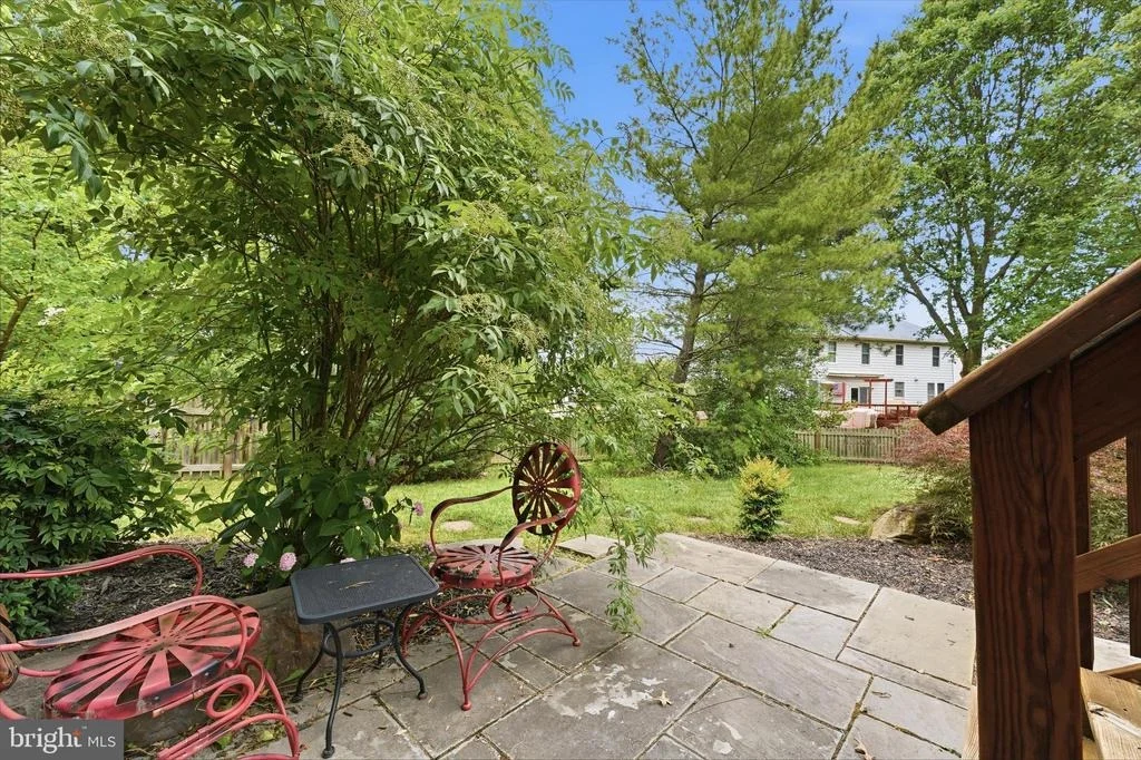 Photo of 2402 SHAKER LANE