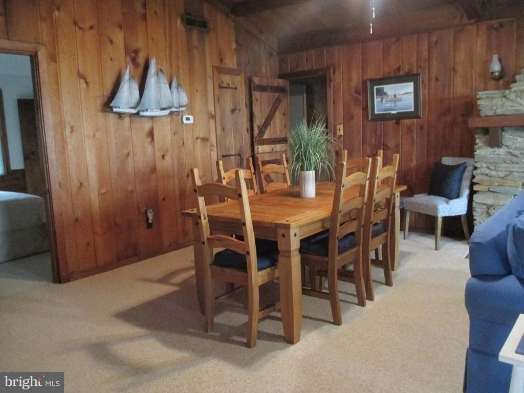 Photo of 2807 BEACH DRIVE