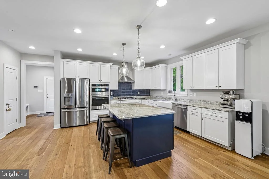 Photo of 1310 HOOK ROAD