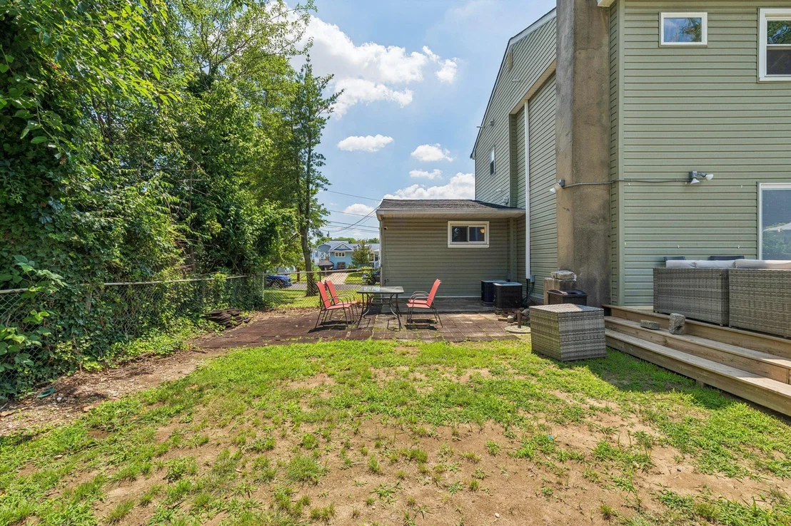 Photo of 35 INDIAN QUEEN LANE
