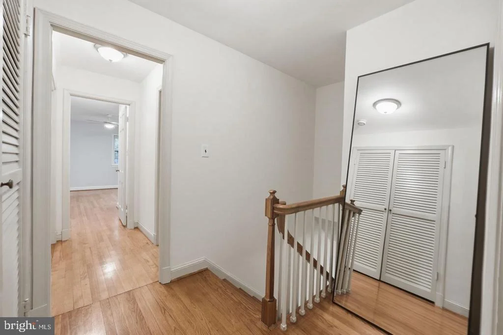 Photo of 5910 OVERLEA ROAD