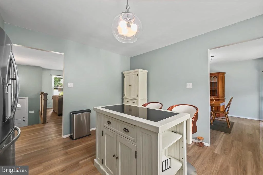 Photo of 16008 FAIRWAY DRIVE
