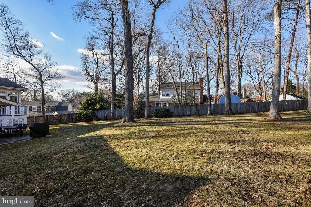 Photo of 11700 DEVILWOOD COURT