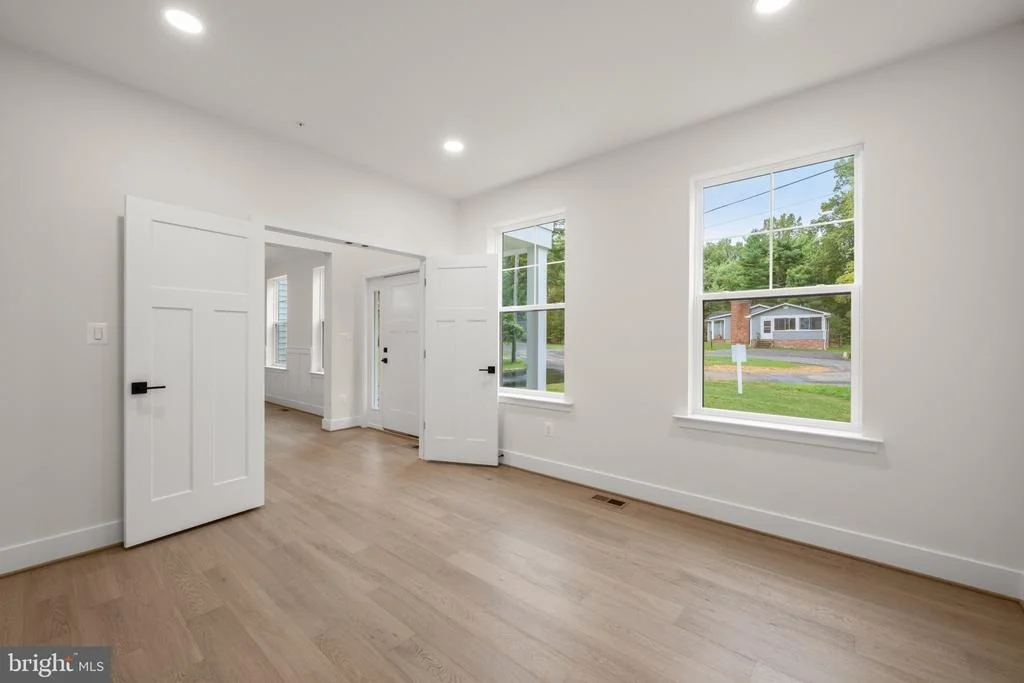 Photo of 2175 GLENCREST CIRCLE
