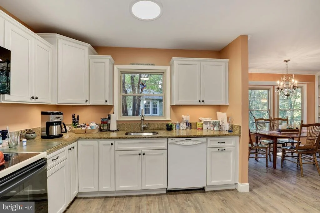 Photo of 800 BRIDGEPORT WAY