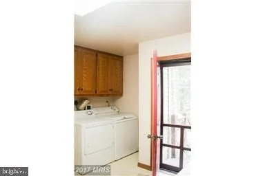 Photo of 5768 DOCKSIDE LANE