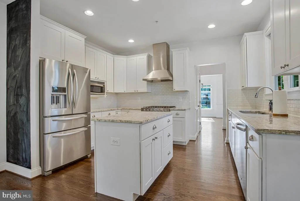 Photo of 1326 HARBOR ROAD