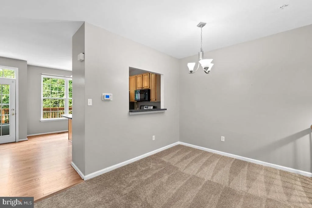 Photo of 10012 JUNIPER DRIVE