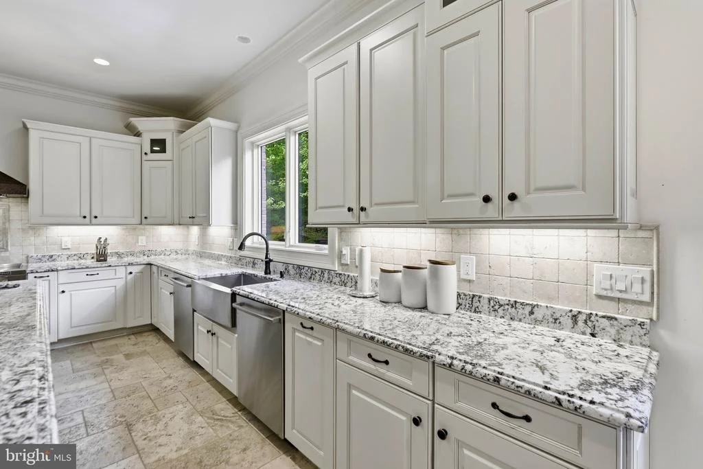Photo of 936 KIMBERWICKE RD