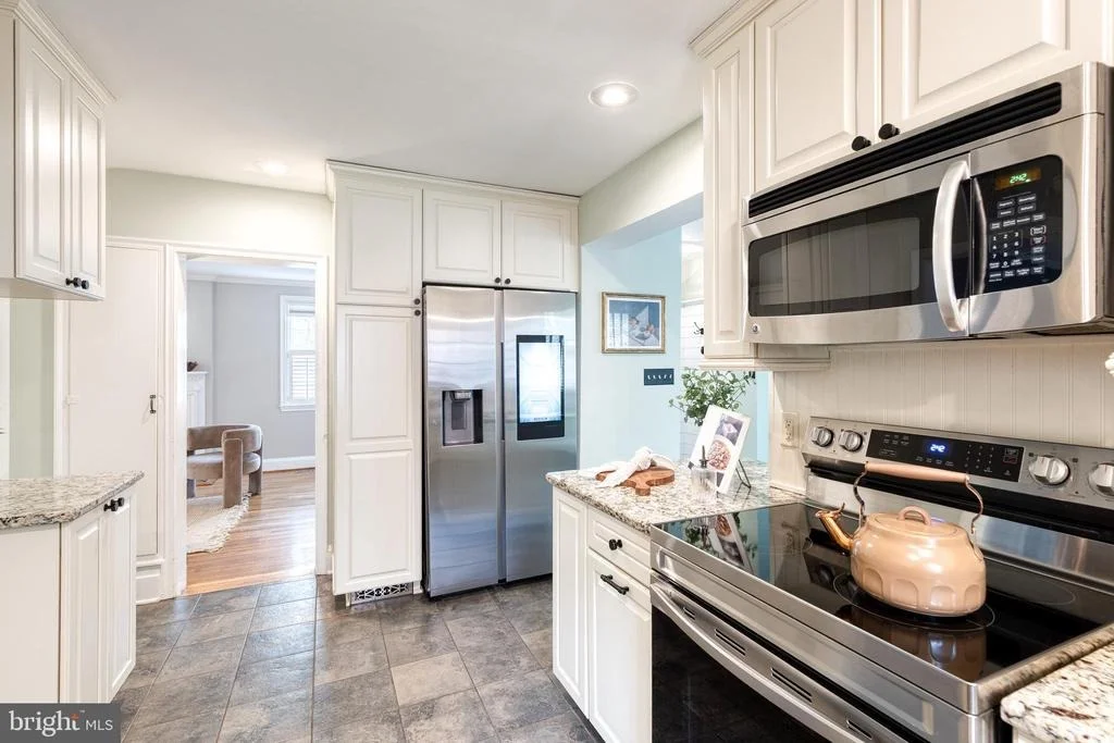 Photo of 336 BROADMOOR ROAD
