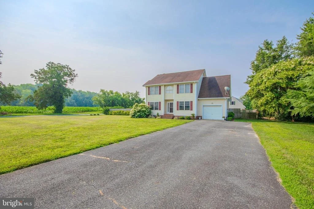 Photo of 26521 PEMBERTON DRIVE
