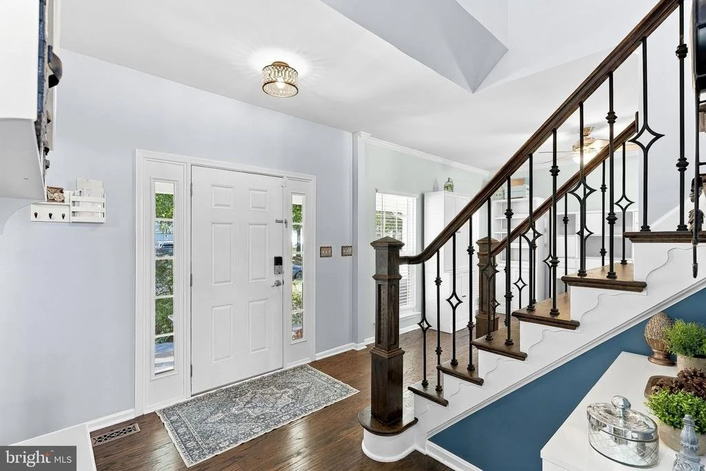 Photo of 945 DEVONSHIRE CIRCLE