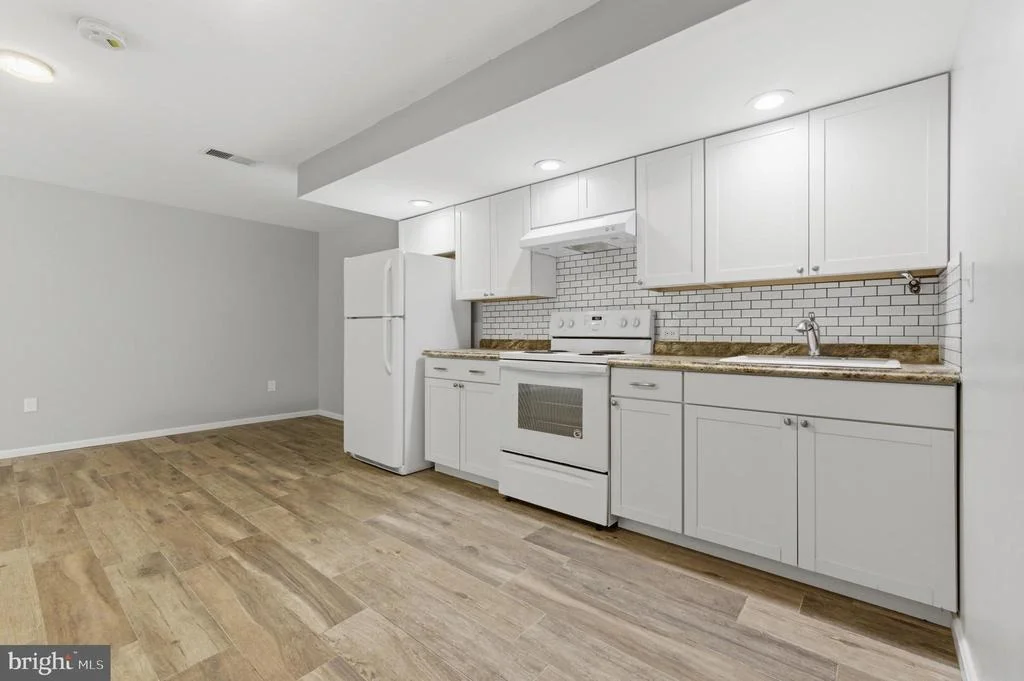 Photo of 13601 PENDLETON STREET