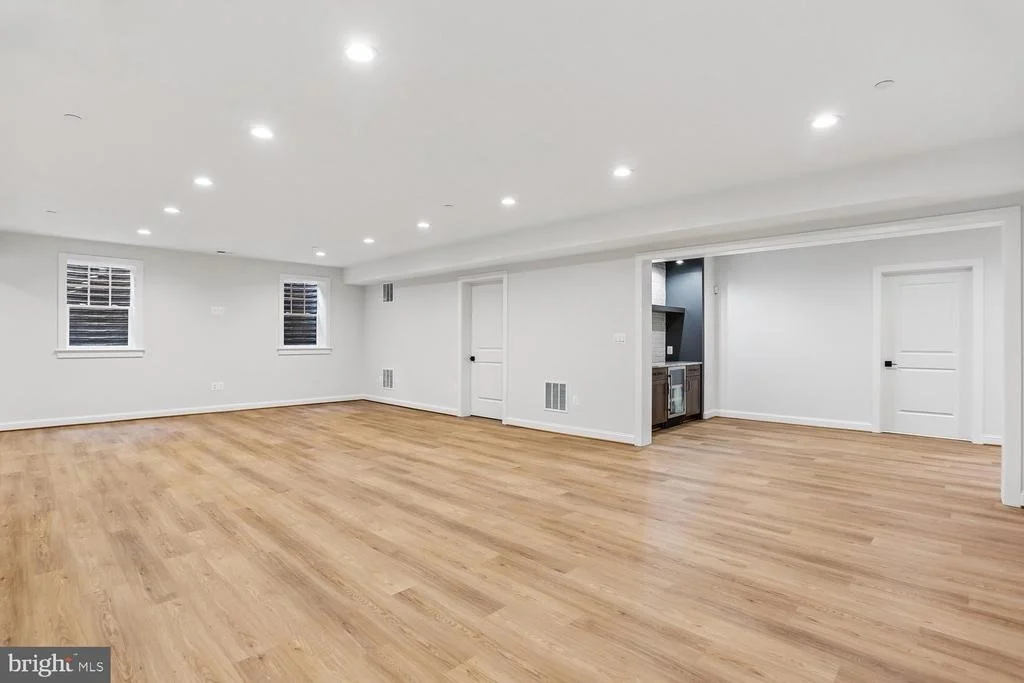 Photo of 6217 PLAINVIEW ROAD