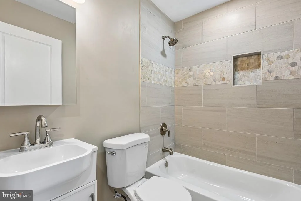 Photo of 5512 NORTHGREEN ROAD