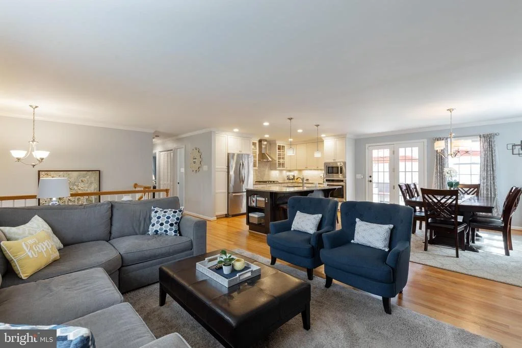 Photo of 3917 KING ARTHUR ROAD