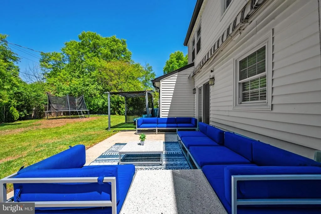 Photo of 4202 MINSTRELL LANE