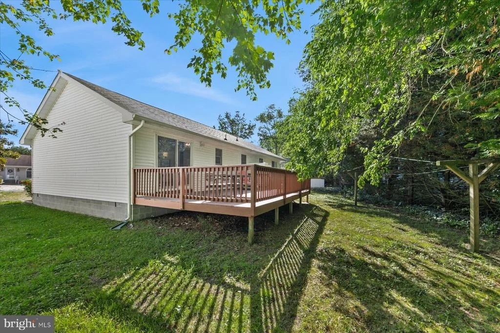 Photo of 530 CANDLELIGHT LANE