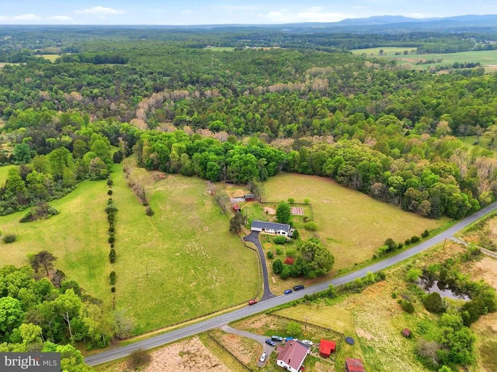 Photo of 481 JAMES CITY ROAD