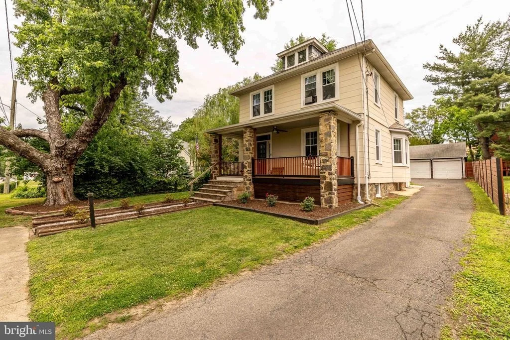 Photo of 1823 MAYFIELD AVENUE