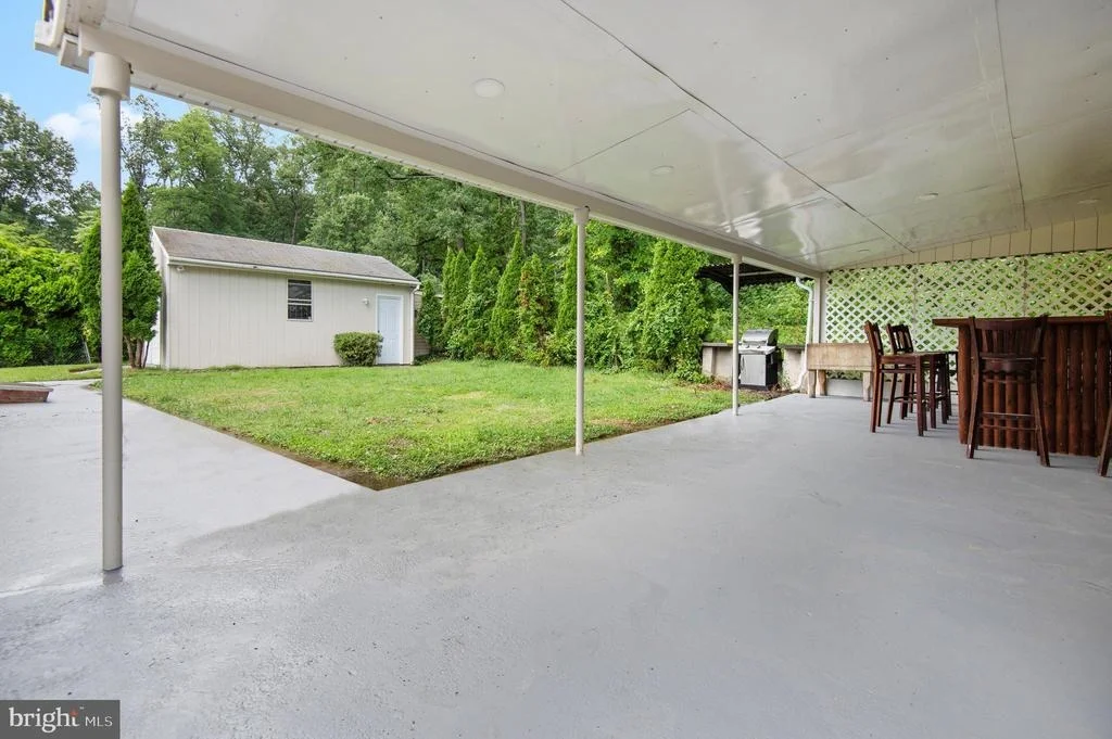 Photo of 1404 SPRING AVENUE