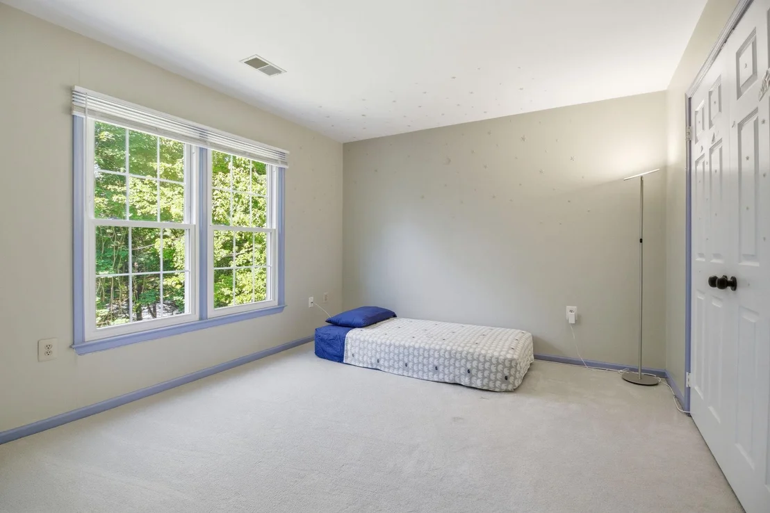 Photo of 124 ENGLEFIELD DRIVE