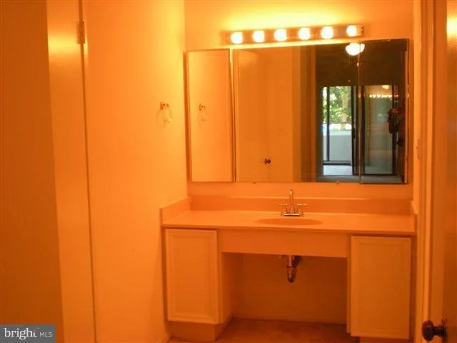 Photo of Unit 2115 at 15107 INTERLACHEN DRIVE