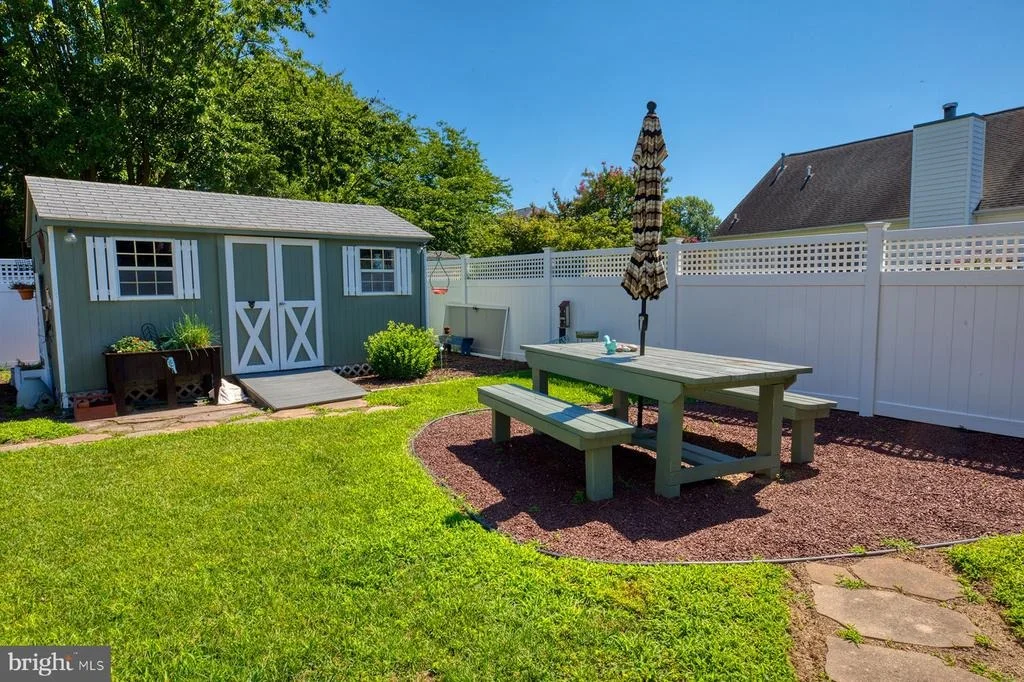 Photo of 16853 LANCASTER ROAD