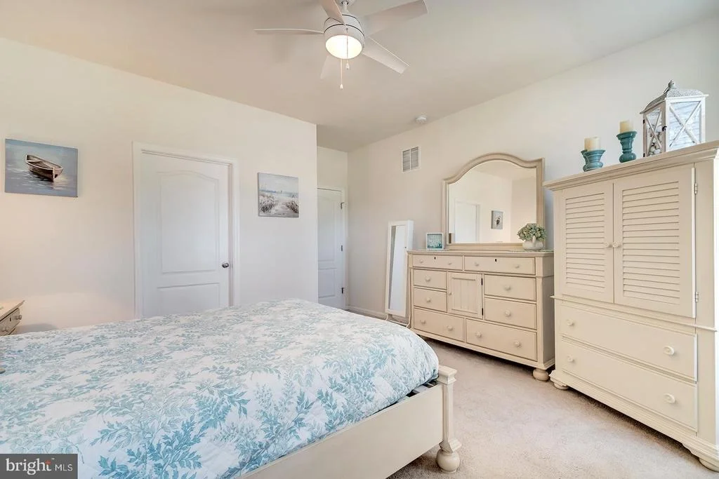 Photo of 34438 SPRING BROOK AVENUE