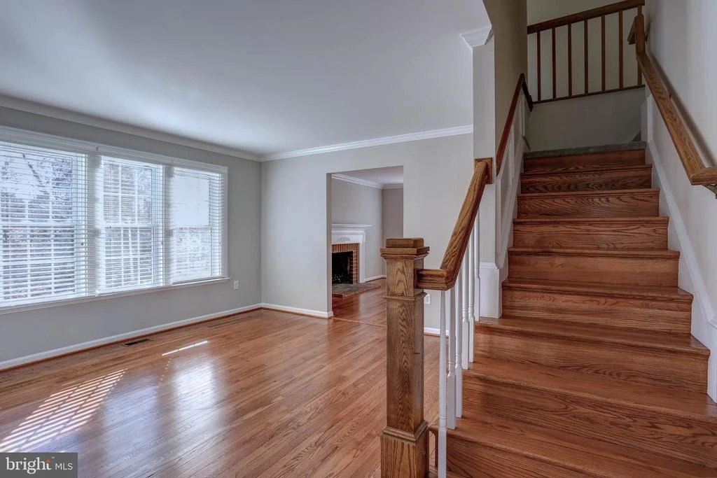 Photo of 8278 LEISHEAR ROAD