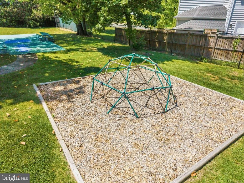 Photo of 4501 APPLE TREE DRIVE