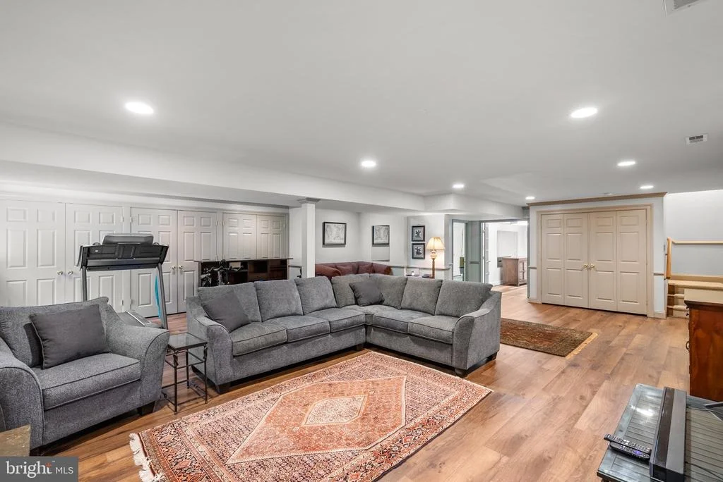 Photo of 21108 GOLF ESTATES DRIVE