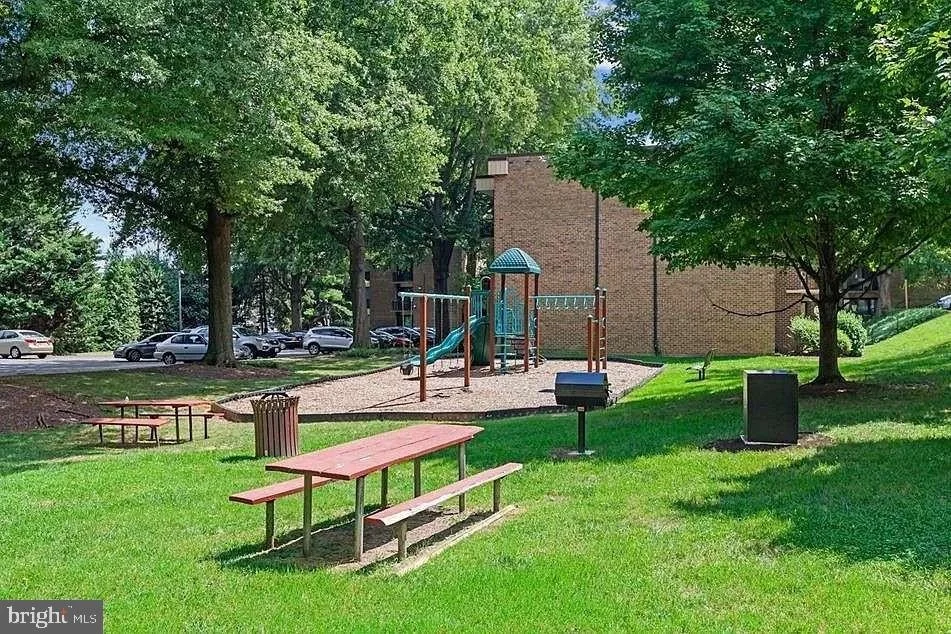 Photo of Unit 202 at 2004 COLERIDGE DRIVE