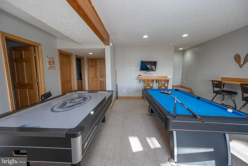 Photo of 723 PINNACLE DRIVE