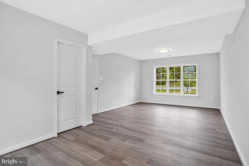 Photo of 10 POPLAR LANE