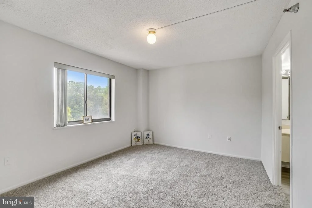 Photo of Unit 3415 at 15115 INTERLACHEN DRIVE