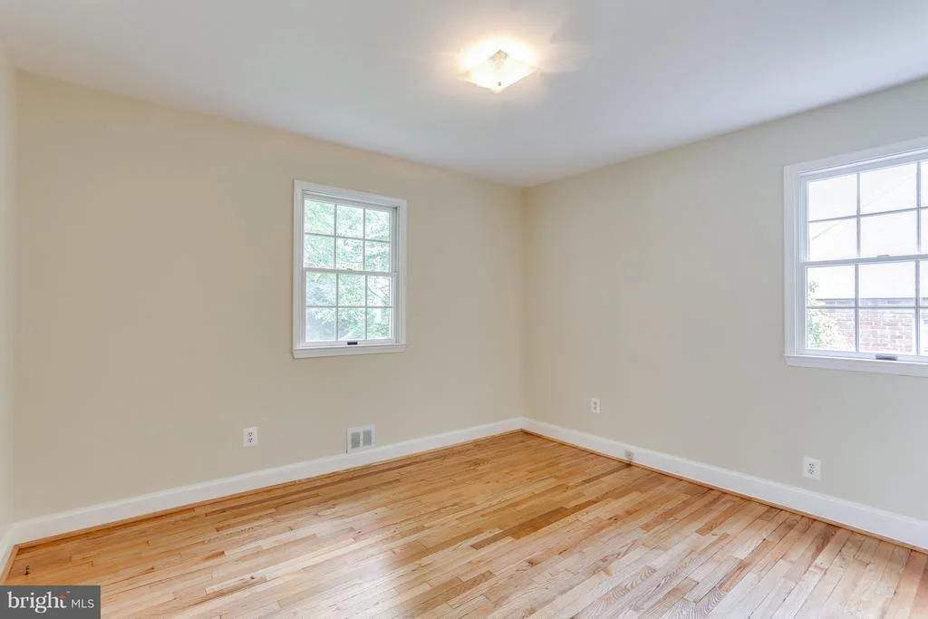 Photo of 514 KERWIN ROAD