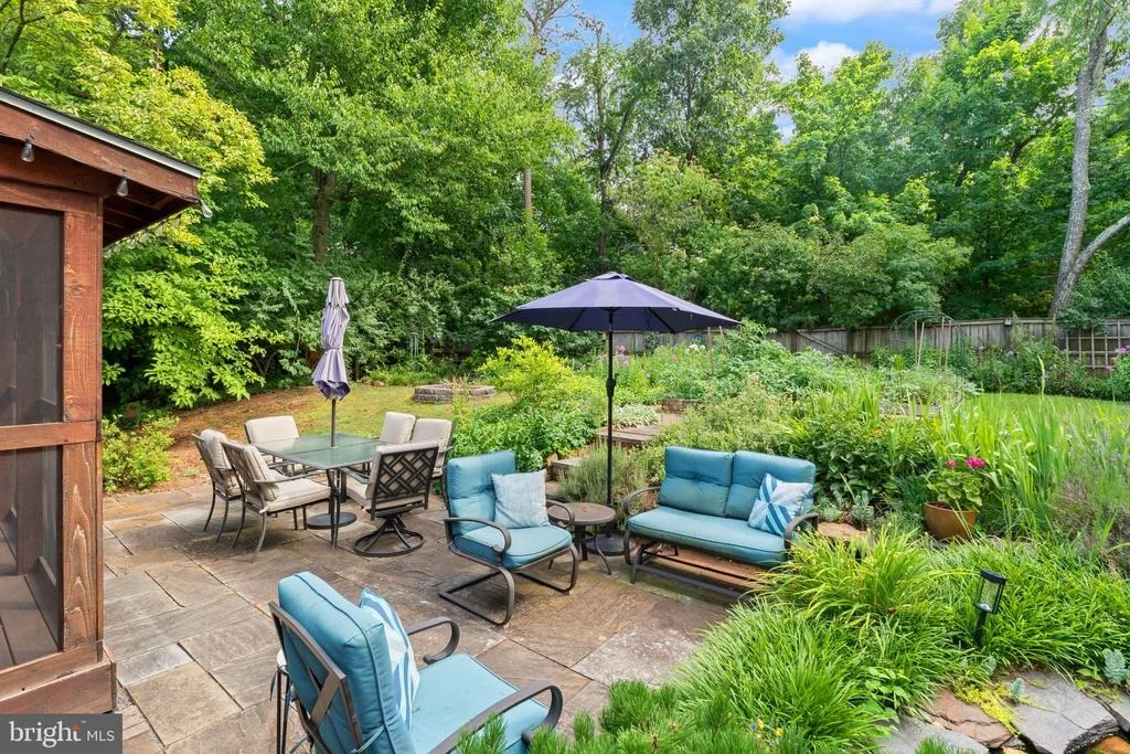 Photo of 314 AVONDALE DRIVE