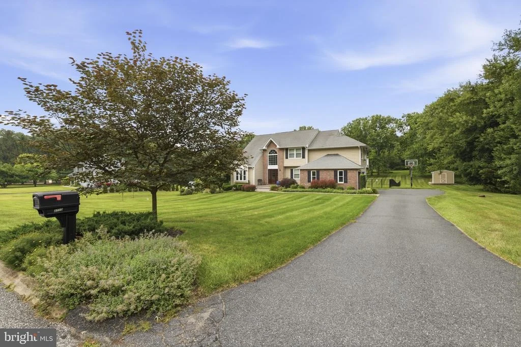 Photo of 2713 MEADOW TREE DRIVE