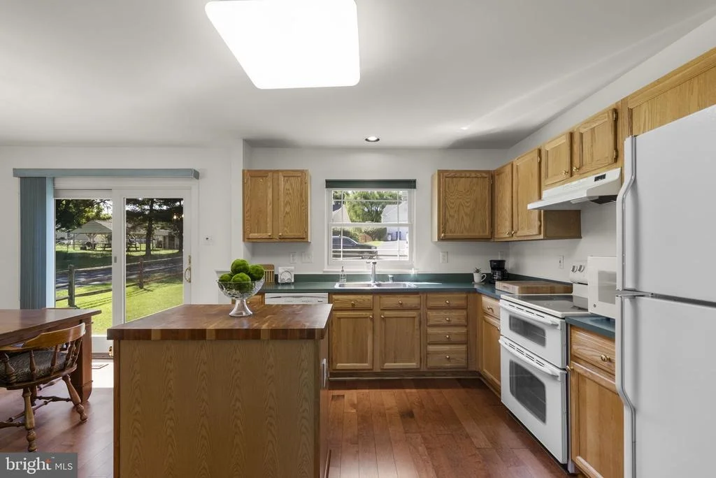 Photo of 9543 RIDGEVIEW DRIVE