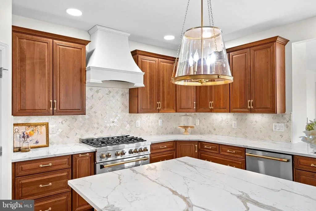 Photo of 15064 BARLOW DRIVE