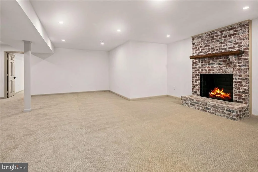 Photo of 9020 BEATTY DRIVE