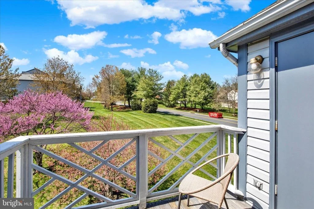 Photo of Unit 200L at 200 OAK LEAF CIRCLE