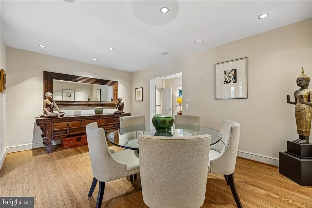 Photo of 1212 WOODSIDE PARKWAY