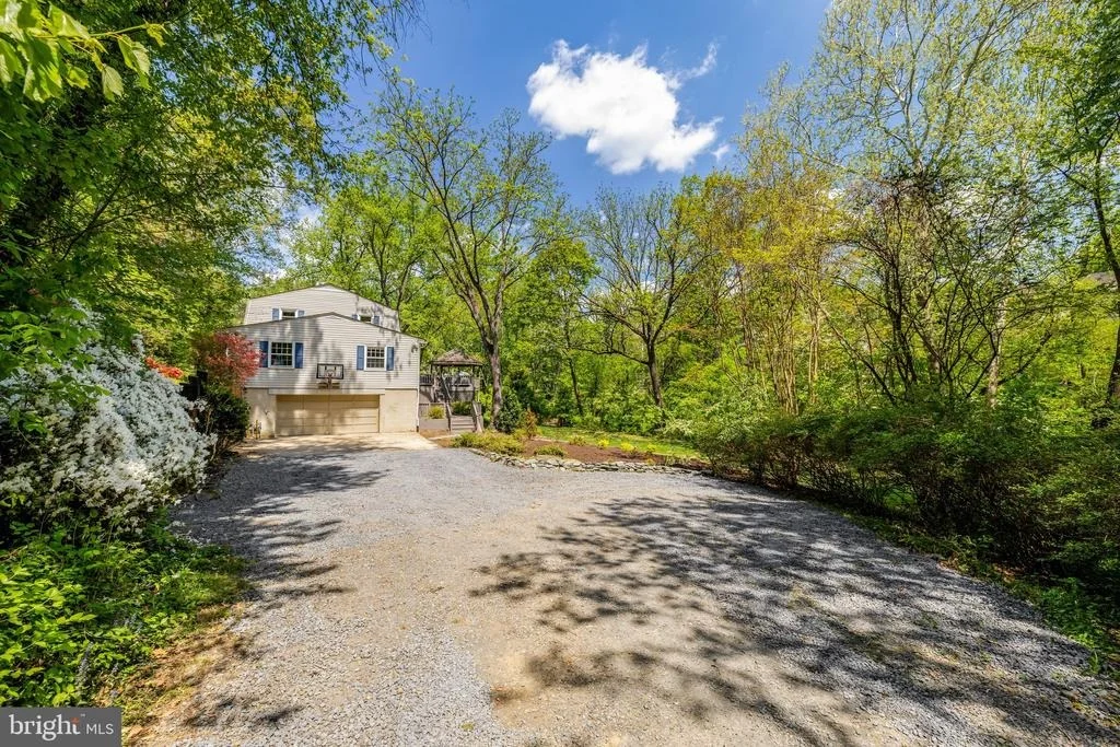 Photo of 6116 FRANKLIN PARK ROAD
